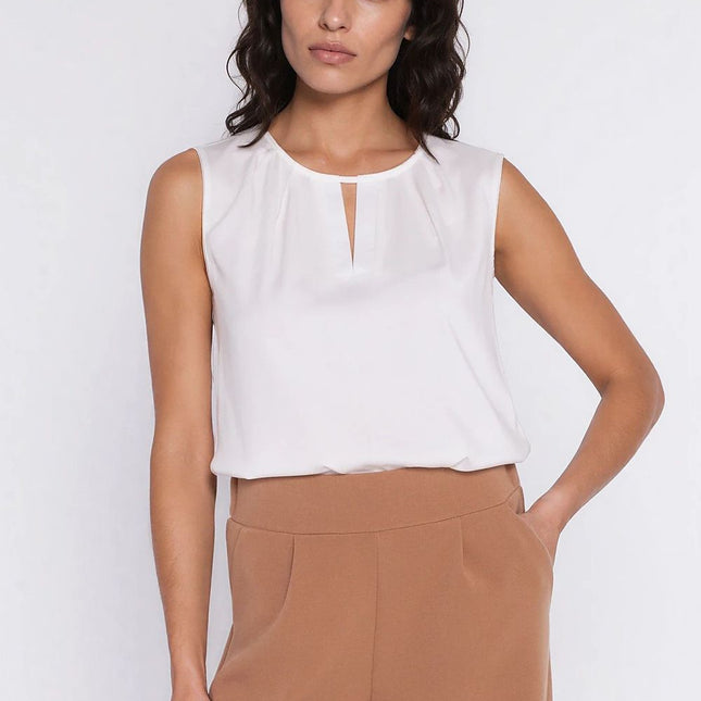 Nife Professional Blouse - Elegant Design with Comfortable Fit