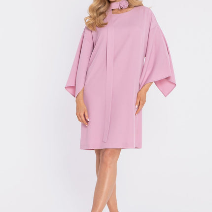 Moe Elegant Cocktail Dress with Flattering Fit & Sleeveless Design