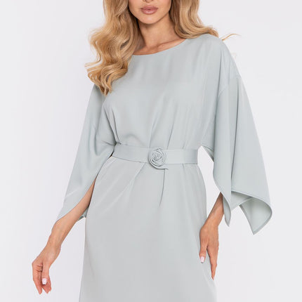 Moe Elegant Cocktail Dress with Flattering Fit & Sleeveless Design
