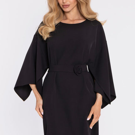 Moe Elegant Cocktail Dress with Flattering Fit & Sleeveless Design