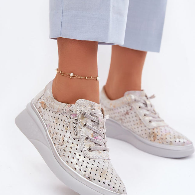 Step in Style Women's Platform Shoes - Comfortable, Stylish Design