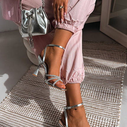 Step in Style Professional Heel Sandals with Comfortable Cushioning