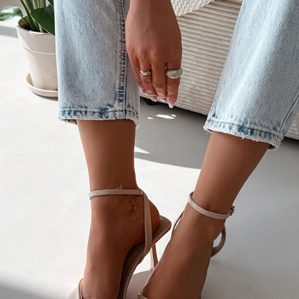 Step in Style Women's Heel Sandals - Comfortable & Elegant Design