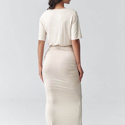 Makadamia Professional Daydress with Elegant Design and Comfortable Fi