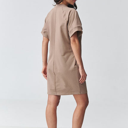 Makadamia Professional Daydress with Pockets and Elegant Design