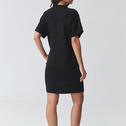 Makadamia Professional Daydress with Pockets and Elegant Design