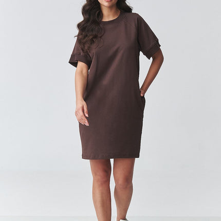 Makadamia Professional Daydress with Pockets and Elegant Design