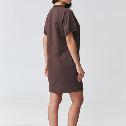 Makadamia Professional Daydress with Pockets and Elegant Design
