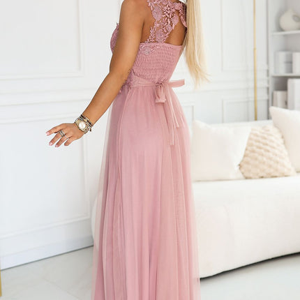 Numoco Elegant Long Dress with Sleeveless Design and Flattering Fit