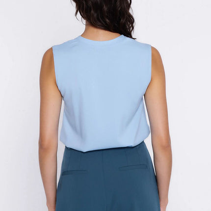 Nife Professional Blouse with Elegant Design and Comfortable Fit