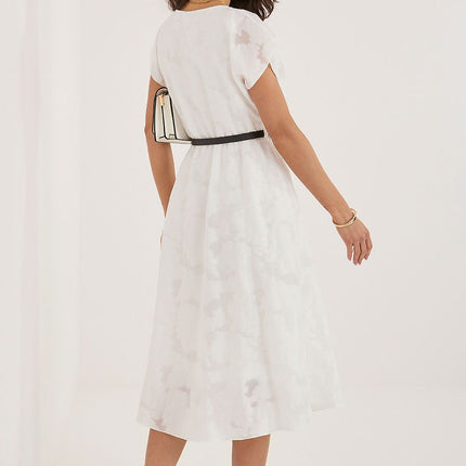 Rue Paris Elegant Cocktail Dress with Flattering Fit & Sleeveless Desi