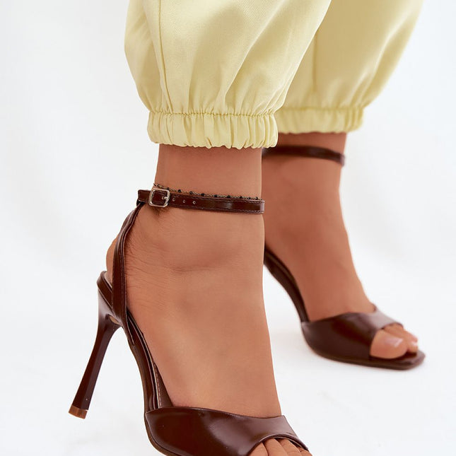 Step in Style Women's Heel Sandals - Comfortable Fit & Elegant Design