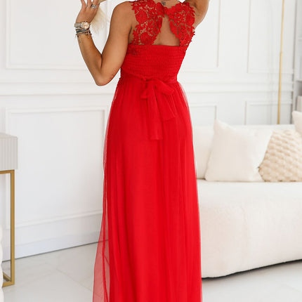 Numoco Elegant Long Dress with Sleeveless Design and Flattering Fit