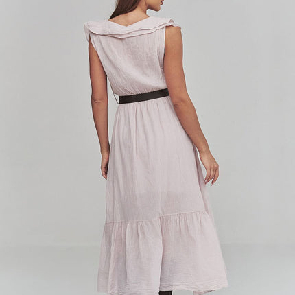 Makadamia Professional Daydress with Elegant Design and Comfortable Fi