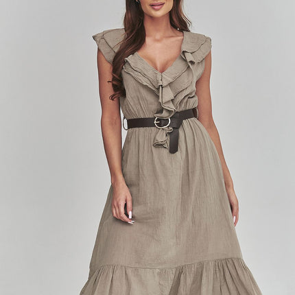 Makadamia Professional Daydress with Elegant Design and Comfortable Fi
