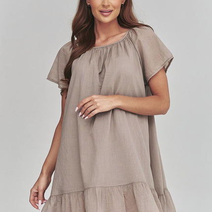 Makadamia Professional Daydress with Elegant Design and Comfortable Fi