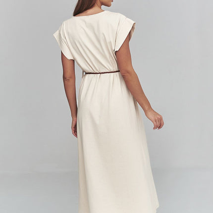 Makadamia Professional Daydress with Elegant Design & Comfortable Fit