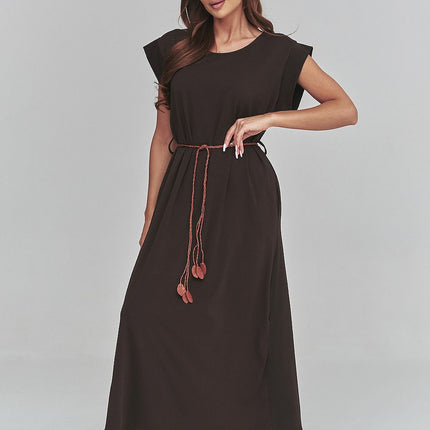 Makadamia Professional Daydress with Elegant Design & Comfortable Fit