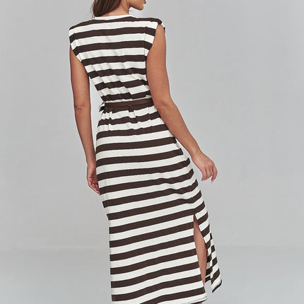Makadamia Professional Daydress with Elegant Design and Comfortable Fi