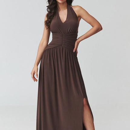Makadamia Elegant Long Dress with Sleeveless Design and Pockets