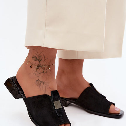 Step in Style Comfortable Cushioned Flip-Flops with Durable Grip