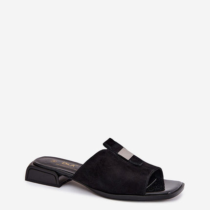 Step in Style Comfortable Cushioned Flip-Flops with Durable Grip