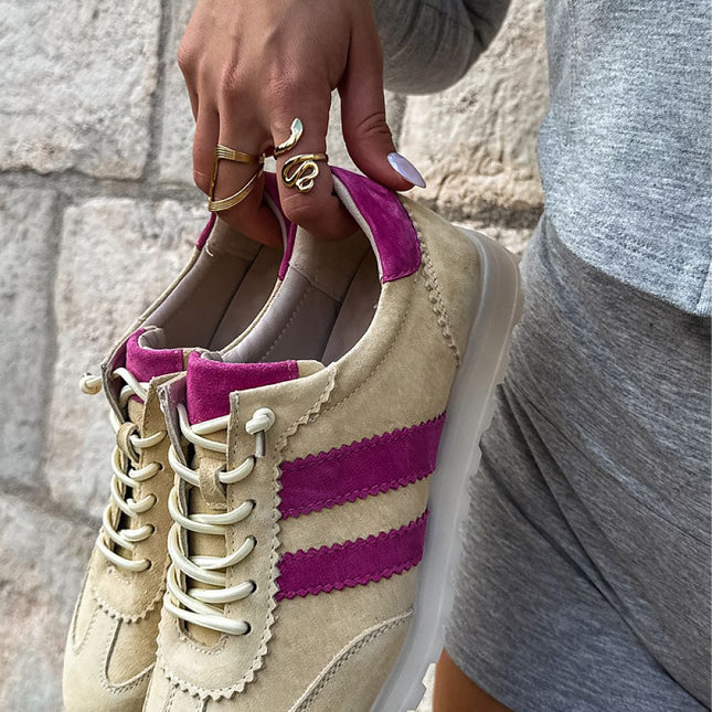 Step in Style Professional Sport Shoes with Breathable Fabric & Cushio