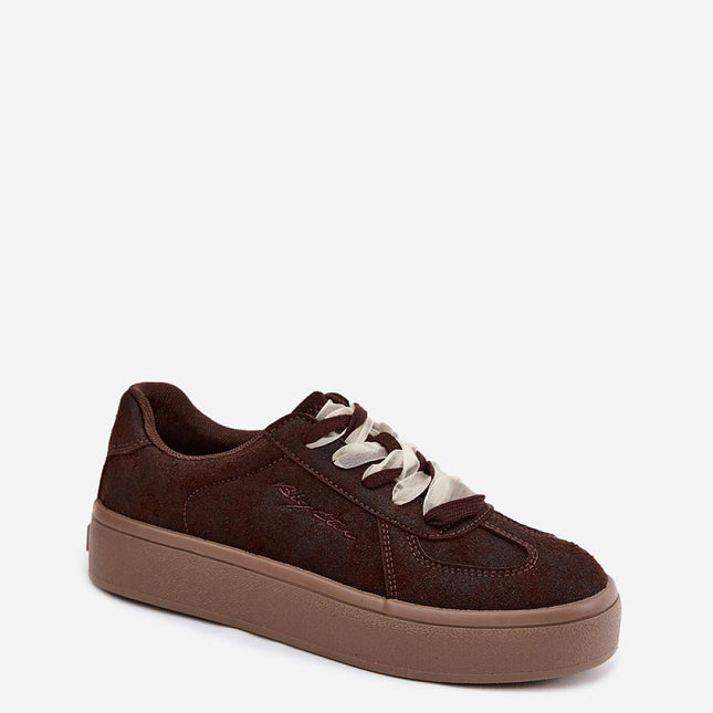 Step in Style Women's Platform Sneakers with Cushioned Insole & Slip-O