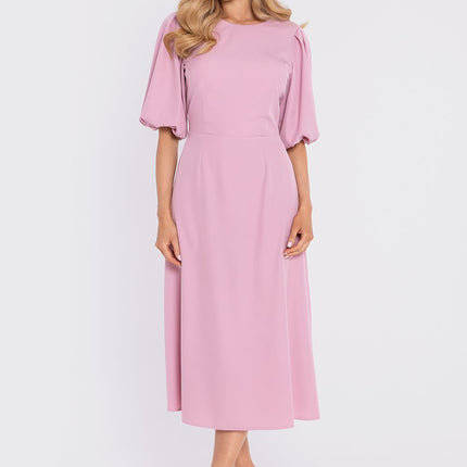 Moe Elegant Cocktail Dress with Sleeveless Design and Flattering Fit