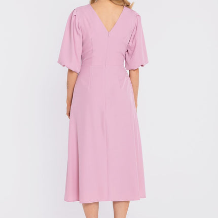 Moe Elegant Cocktail Dress with Sleeveless Design and Flattering Fit