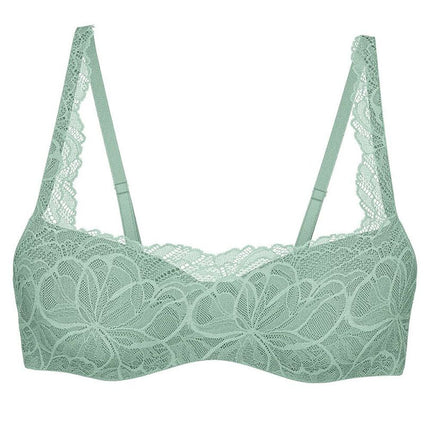 Braceless bra