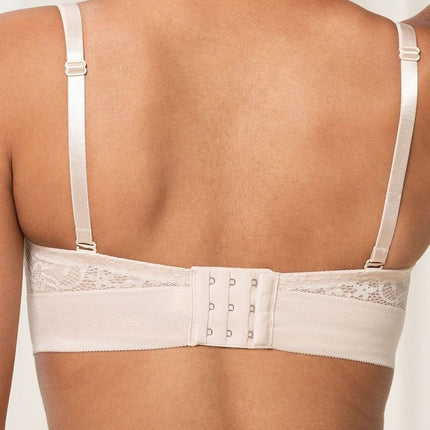  Braceless bra model 229986 Triumph 
