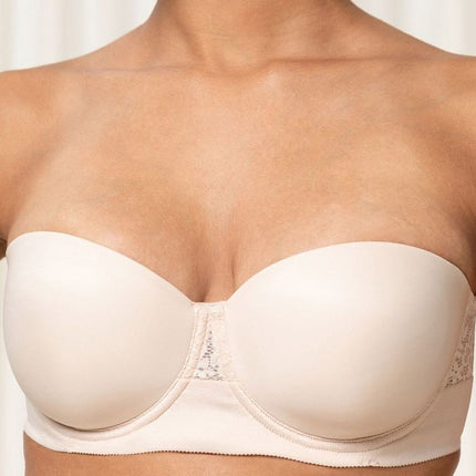  Braceless bra model 229986 Triumph 