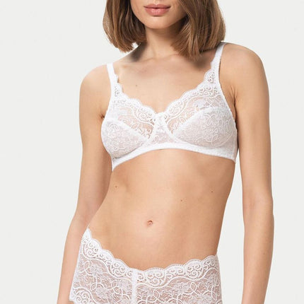  Panties model 230015 Triumph 