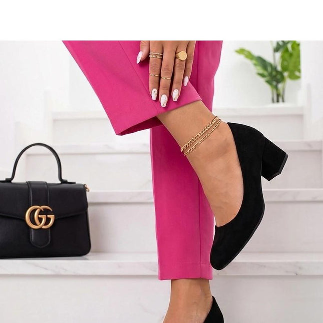 Heel pumps