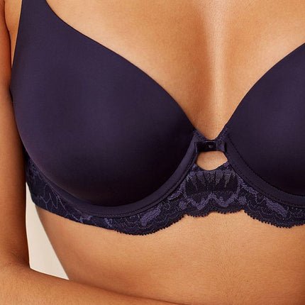  Padded bra model 230236 Triumph 