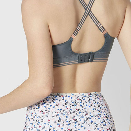  Sports bra model 230283 Triumph 