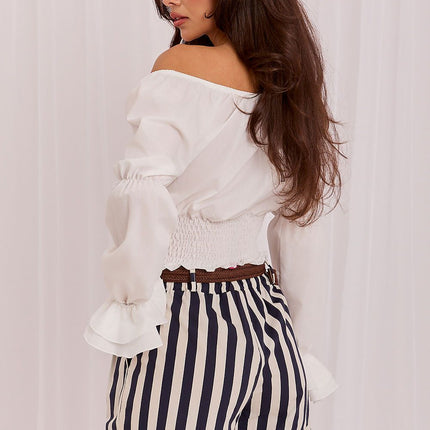  Blouse model 230431 Lakerta 