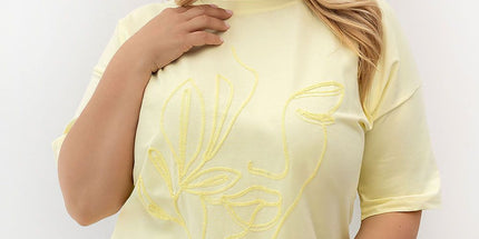  Plus size T-shirt model 230452 Relevance 