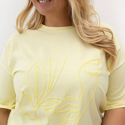  Plus size T-shirt model 230452 Relevance 