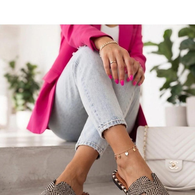 Solea Professional Flip-Flops with Arch Support and Durability