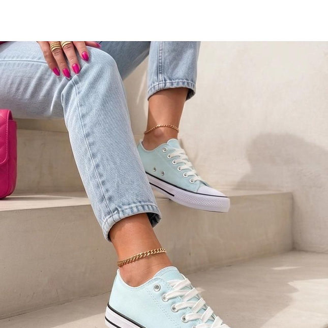Solea Professional Sneakers - Lightweight, Breathable Design