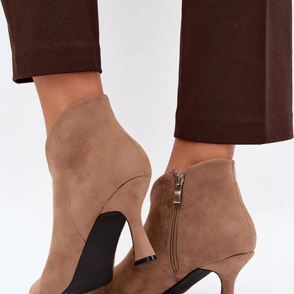  Heel boots model 230937 Step in style 