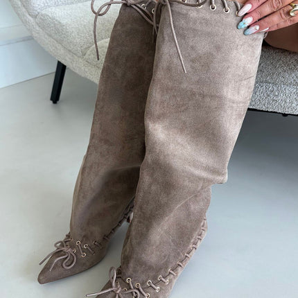  Heel boots model 230951 Step in style 