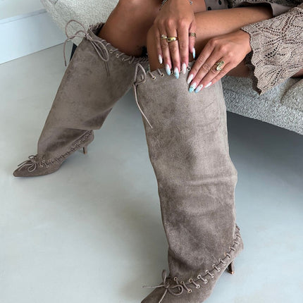  Heel boots model 230951 Step in style 