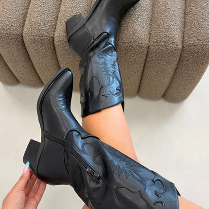  Heel boots model 230961 Step in style 