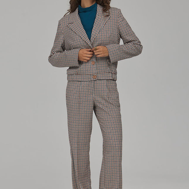 Nife Professional Women's Jacket with Water-Resistant Fabric & Pockets