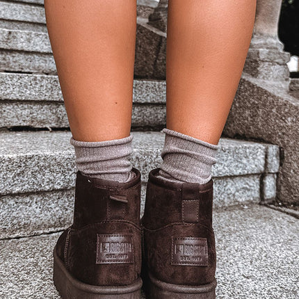Step in Style Waterproof Insulated Snow Boots for Men and Women