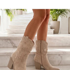 beige