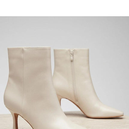Solea Professional Heel Boots - Elegant Design & Comfort Fit